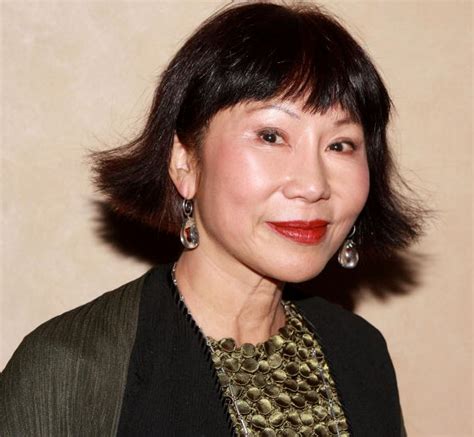 amy tan net worth.